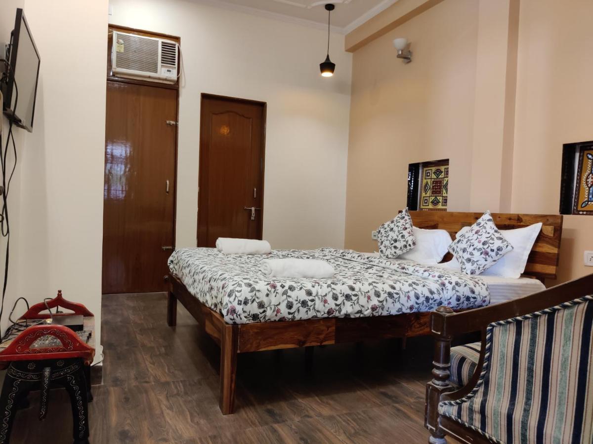 The Karauli Villa By Le Pension Stays Dźajpur Zewnętrze zdjęcie