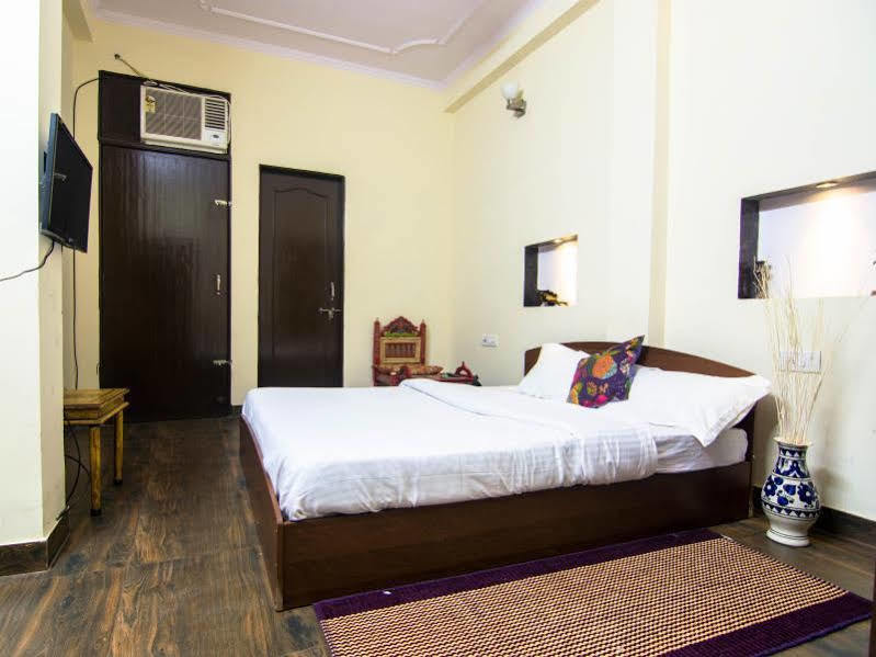 The Karauli Villa By Le Pension Stays Dźajpur Zewnętrze zdjęcie